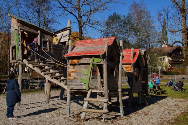 Spielplatz am Grundbach in Fischen i. Allgäu