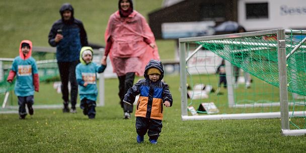 Hirndernislauf Kinder