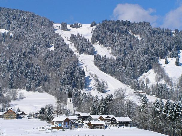 Winterwanderung zur Wittelsbacher Höhe bei Ofterschwang