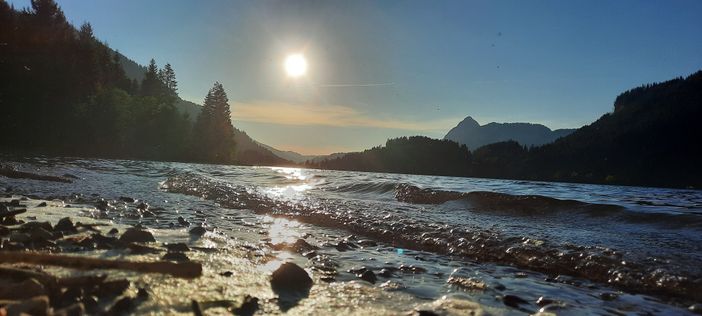 Noch schnell ein abendliches Baden in Trinkwasser. Paradiesisch schön