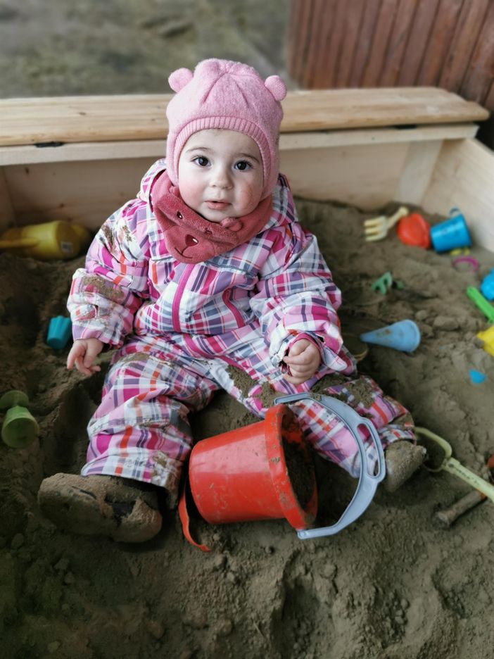 Im Sandkastwen schwer am arbeiten