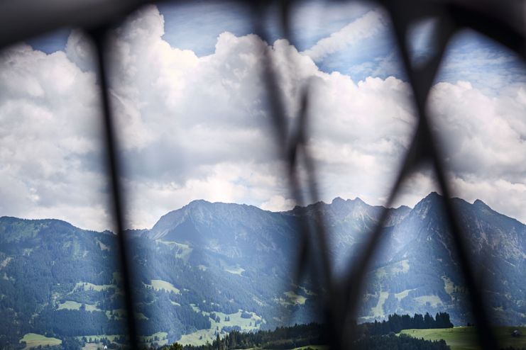 Radrunde Allgäu - Blick auf die Berge in Bolsterlang