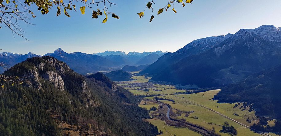 Falkenstein-Richtung-Zugspitze-und-Vils