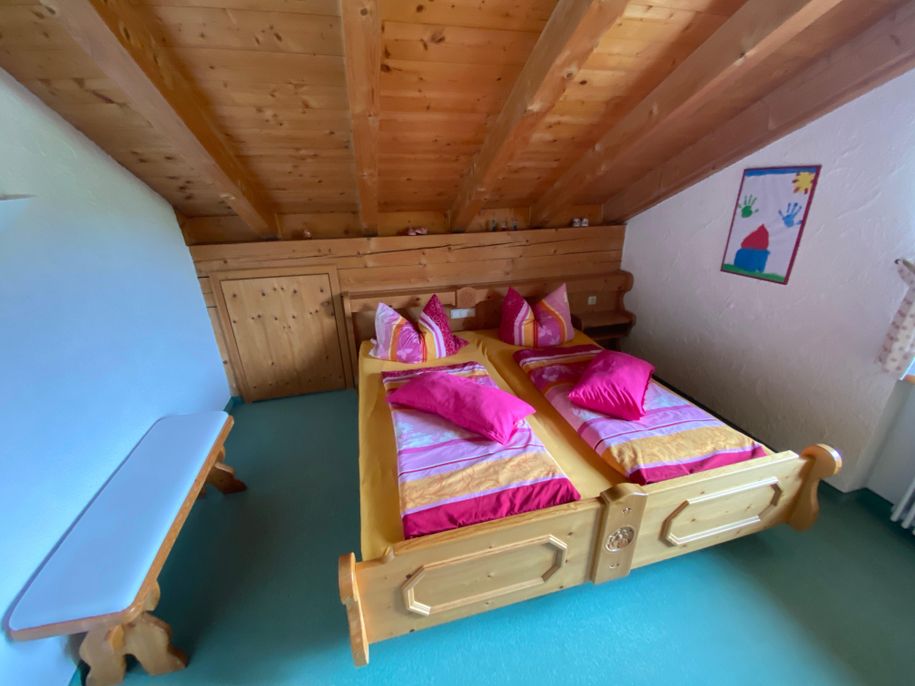 Schlafzimmer1