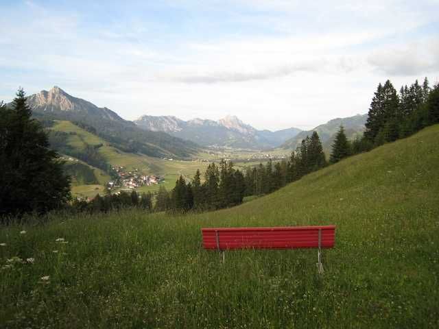 Bild11-Blick_ins_Tannheimertal