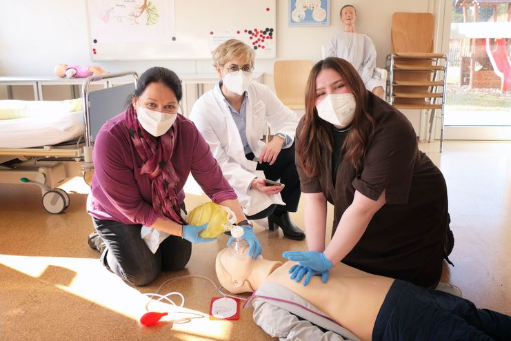 Einjährige Ausbildung in der Pflegehelferschule Buchloe