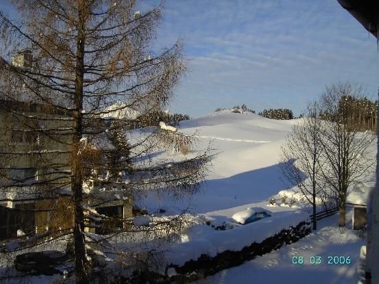 Aussicht von Balkon  nach West