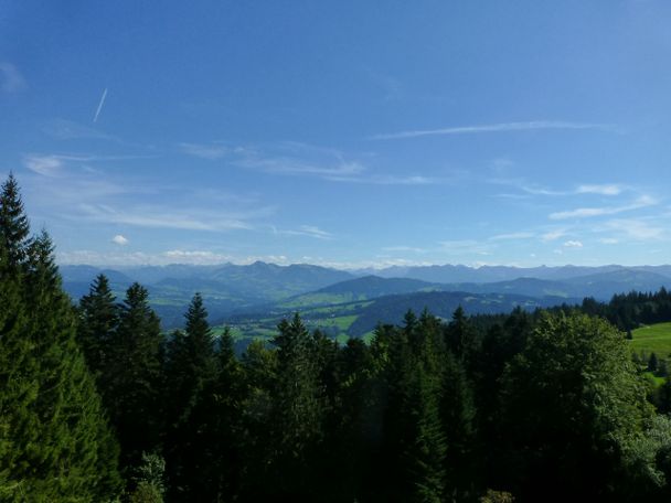 Alpenblick von der Aussichtsterrasse der Pfänderbahn