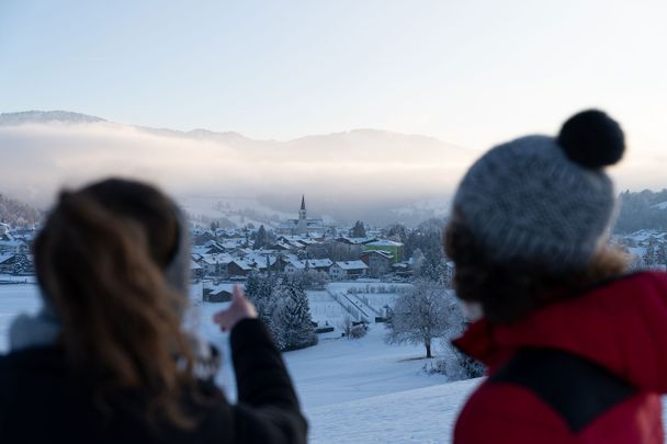 Blick auf das winterliche Oberstaufen