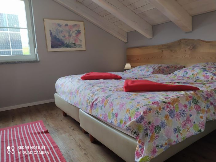 Schlafzimmer oben rechts