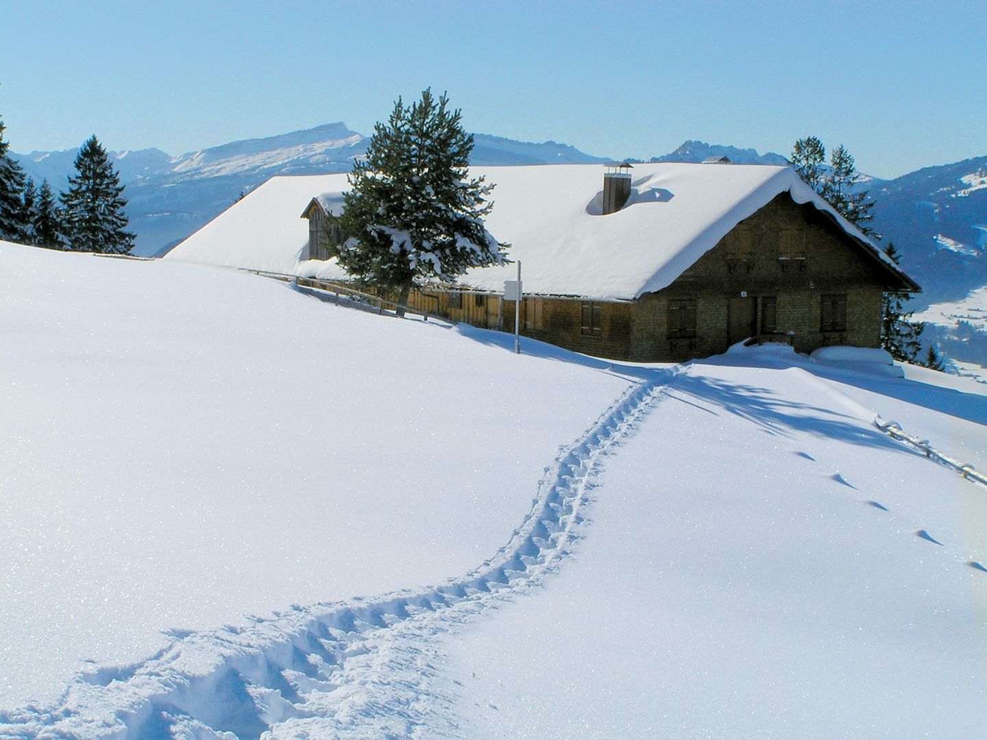 alpsee_gruenten_winterhuetten