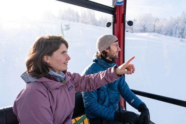 Bequem hinauf zur Hündle-Bergstation