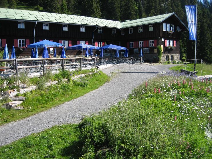 Berghaus Schwaben im Wandergebiet