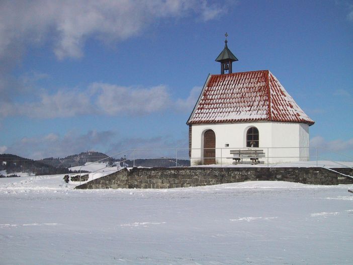 Benzen-Kapelle-Winter.jpg