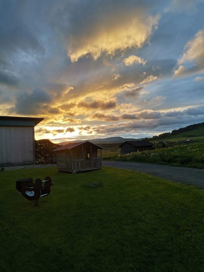 Spielwiese beim Sonnenuntergang