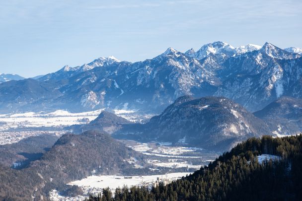 Ausblick in Richtung Füssen und Schloss Neuschwanstein