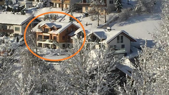 Blick aufs Haus vom Spazierweg Richtung Rainwald