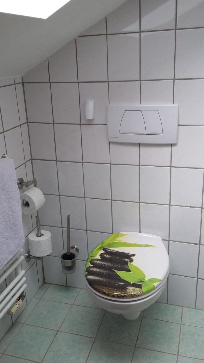 Kleine Wohnung: Badezimmer, WC