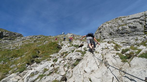 Steiler Aufstieg zum Aggenstein