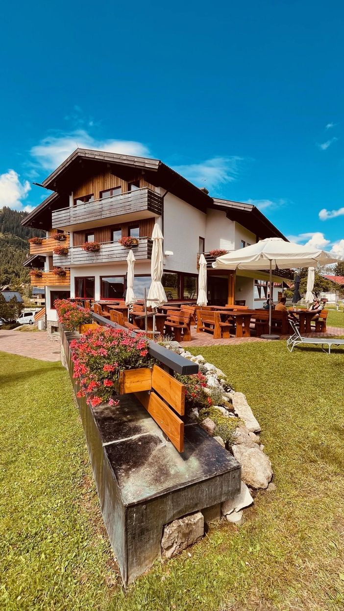 Haus mit Terrasse_Oberjoch