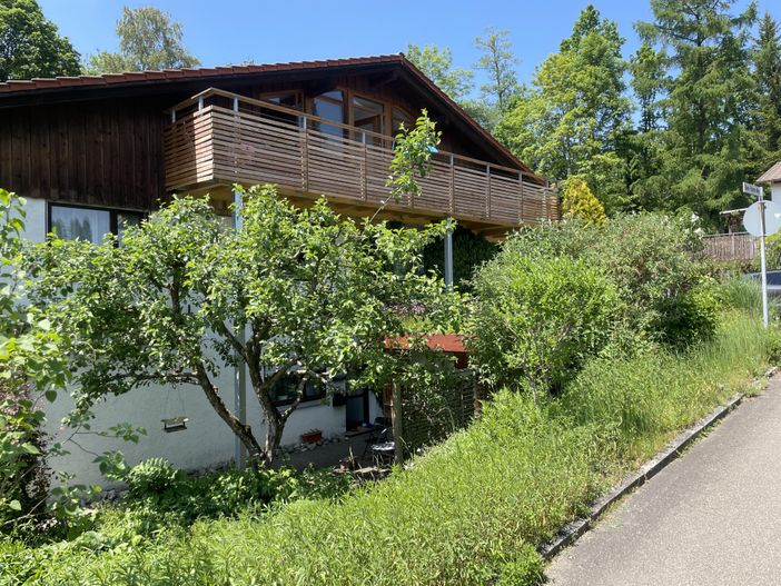 Blick auf die Ferienwohnung / großer Balkon