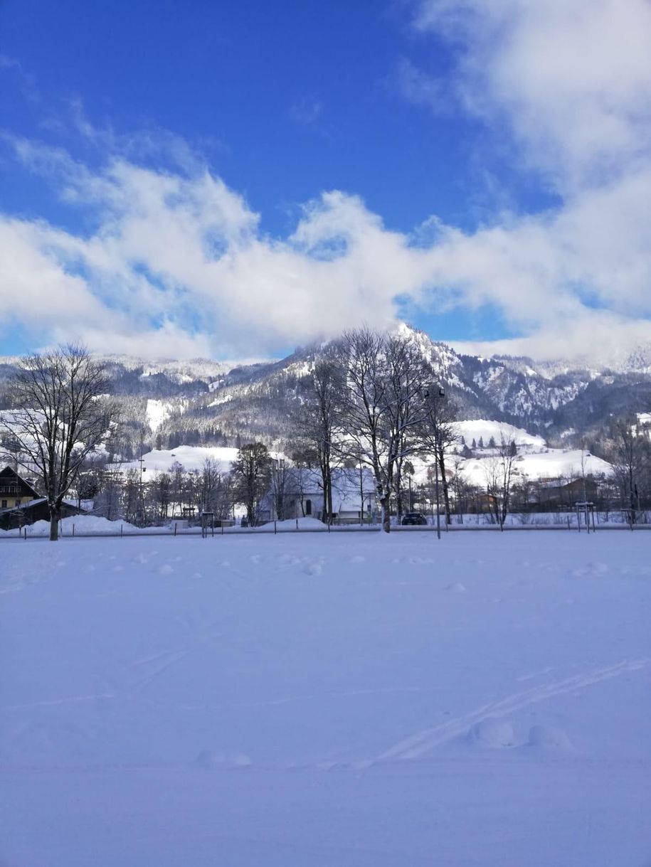 Langlauf-(Nacht)Loipe mit Blick zum Hirschberg