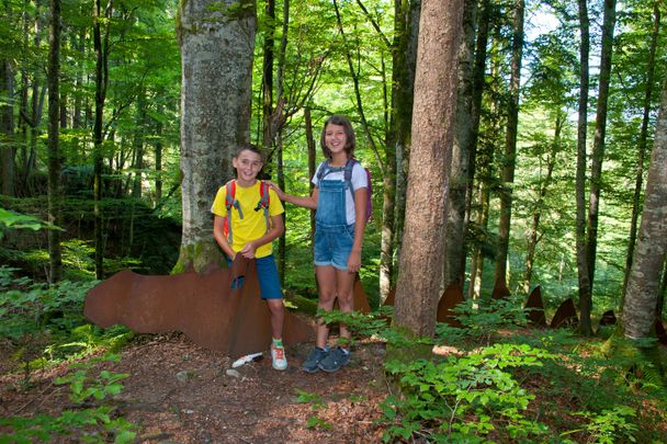 Kinder im Sagenwald bei Obermaiselstein