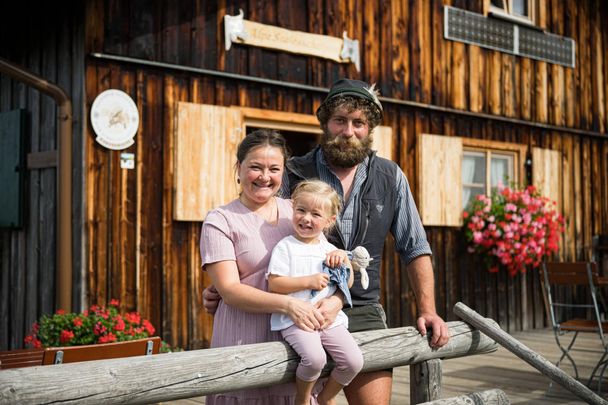 Hirten auf der Alpe Familie Körbe