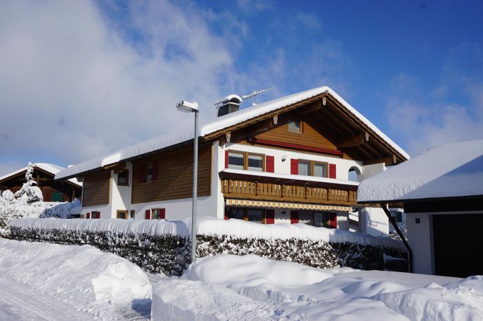 Haus im Winter